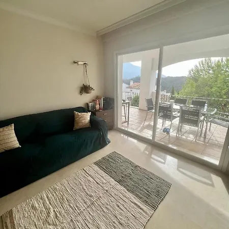 Altos De La Quinta Ii Apartment